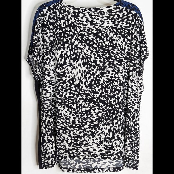 Colorblock LIZ CLAIBORNE Sz 3X Blue, White & Black Stretch Cheetah Print Blouse - Picture 3 of 3